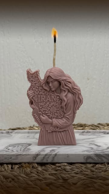 شمع دختر ایران